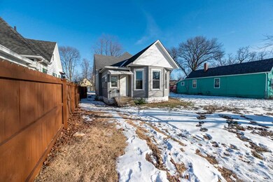 1131 N 9th St, Terre Haute, IN 47807 - photo 3