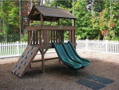 20 Sentinel Ct unit 111, Manchester, NH 03103 - photo 4