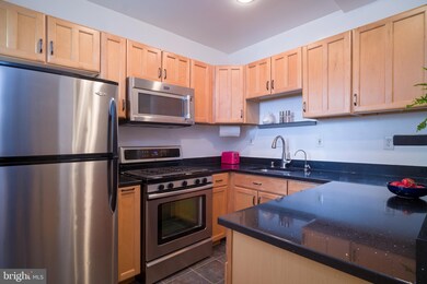 1669 Columbia Rd NW unit 313, Washington, DC 20009 - photo 6