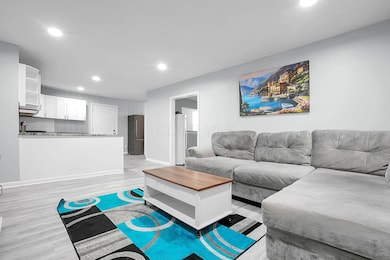 5081 Lockbourne Rd, Columbus, OH 43207 - photo 5