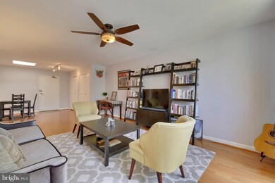 2711 Ordway St NW unit 304, Washington, DC 20008 - photo 5