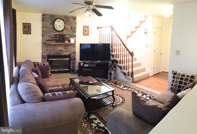 6408 Forest Grove Dr, Fredericksburg, VA 22407 - photo 3