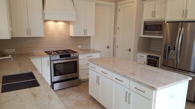 3835 Pine Tree Ct, Dallas, TX 75206 - photo 2