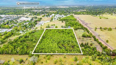 3511 County Road 161, Alvin, TX 77511 - photo 2