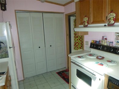 KITCHEN ENTRANCE
