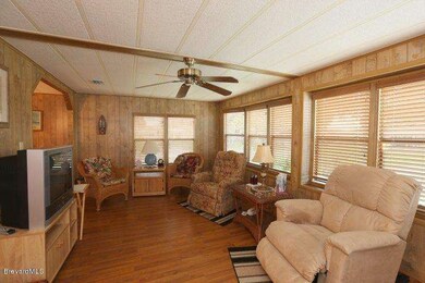 715 Hyacinth Cir, Sebastian, FL 32976 - photo 4