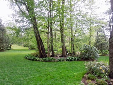 7208 Christmas Ln, Slatington, PA 18080 - photo 4