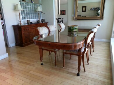 Lake Encino Dining Room