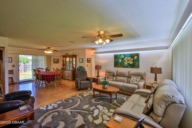 46 Fairway Cir-9