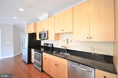 815 N Patrick St unit 202, Alexandria, VA 22314 - photo 7