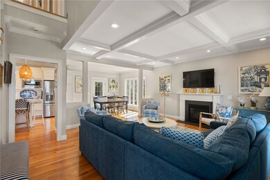 37 Island Dr, Middletown, RI 02842 - photo 5