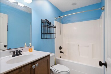 233 Victorian Lake Dr, Brunswick, GA 31525 - photo 3