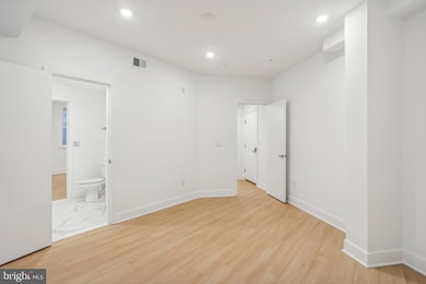 3952 Lancaster Ave unit 302, Philadelphia, PA 19104 - photo 6