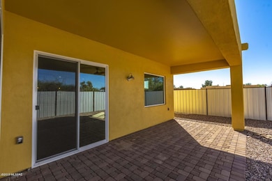 Large Covered Patio with Pavers