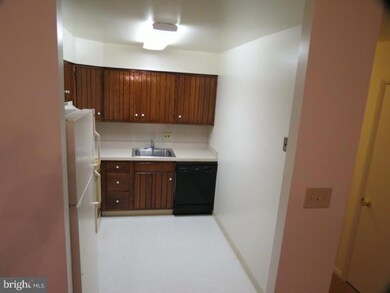 2603 Elroy Rd unit A-7, Hatfield, PA 19440 - photo 4