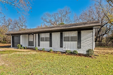 621 Churchill Way E, Sherman, TX 75092 - photo 3