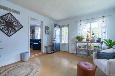 536 Washington St, Wabash, IN 46992 - photo 5