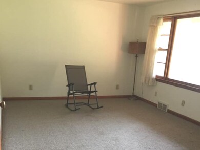 932 25th St, La Salle, IL 61301 - photo 5