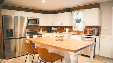 Still 2025-10-26 173858_2 (10)