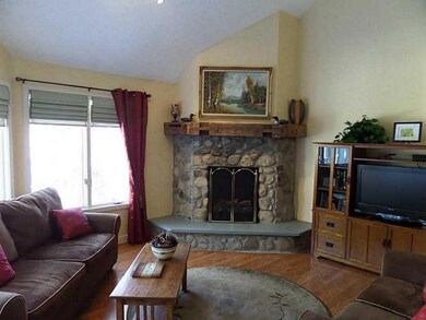 31 Brewster Circle Moose Pond Acc unit 31, Bridgton, ME 04009 - photo 4