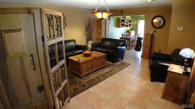 1736 Pinewind Dr, Alburtis, PA 18011 - photo 4