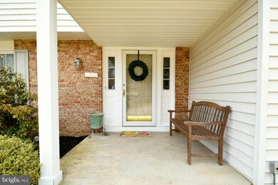 7712 Middle Valley Dr, Springfield, VA 22153 - photo 2