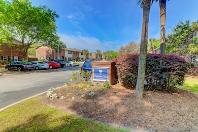 415 Parkdale Dr unit 17A, Charleston, SC 29414 - photo 6