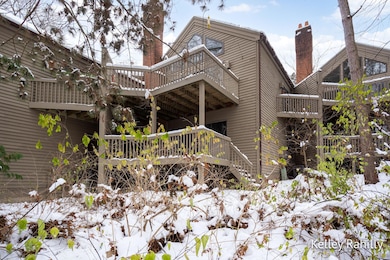 6587 Waybridge Dr SE, Grand Rapids, MI 49546 - photo 3