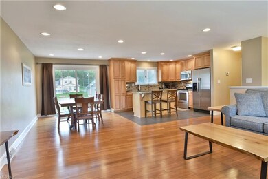 Kitchen/Dining area