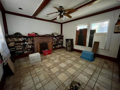 1615 Buchanan St, Wichita Falls, TX 76309 - photo 5
