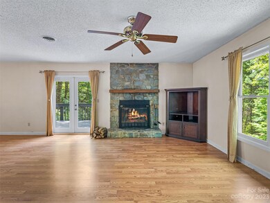 95 Ballantree Dr, Asheville, NC 28803 - photo 6