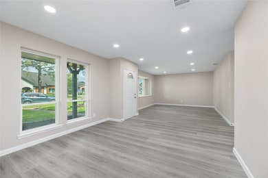 9806 Sagebark Dr, Houston, TX 77089 - photo 6