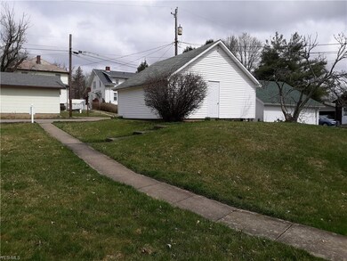 173 Thompson Ave, New Concord, OH 43762 - photo 7