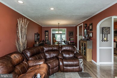 437 Maple St, Columbia, PA 17512 - photo 6