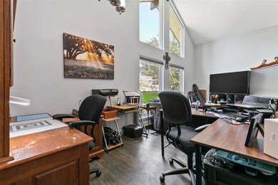 713 Glenhaven Dr, Hurst, TX 76054 - photo 6