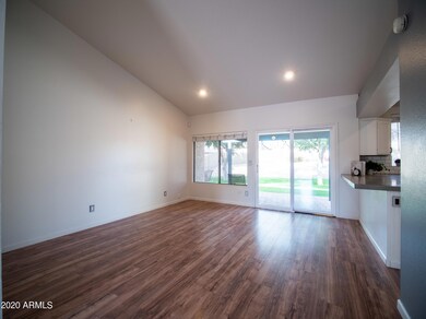 1256E.UtopiaRd-17