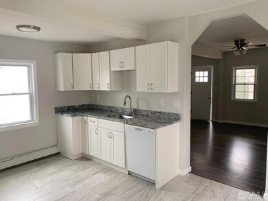 801 Robbins St, Perth Amboy, NJ 08861 - photo 5