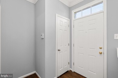 13002 Shamrock Glen Dr, Germantown, MD 20874 - photo 3