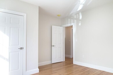 121 Washington St unit A, Wellesley Hills, MA 02481 - photo 3
