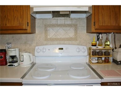 Another view of the detailed backsplash in the Kit