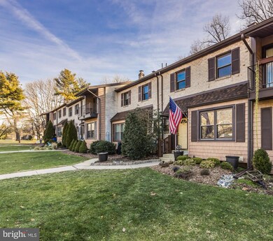 212 Bishop Dr, Aston, PA 19014 - photo 2