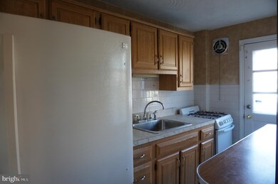 3322 Brendan Ave, Baltimore, MD 21213 - photo 7