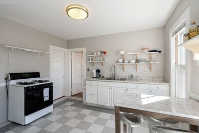 15 Claremon St unit 3, Somerville, MA 02144 - photo 6