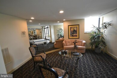 3011 Fallstaff Rd unit 301A, Baltimore, MD 21209 - photo 3