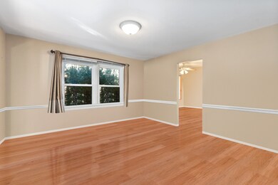 1249 Edward Rd, Naperville, IL 60540 - photo 3