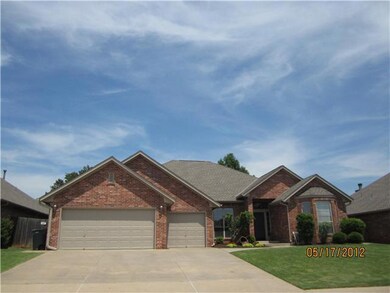 2909 Sterling Dr, Edmond, OK 73012 - photo 2
