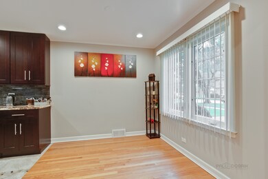 1166 Oakwood Ave, Des Plaines, IL 60016 - photo 4