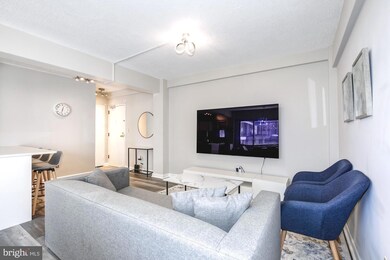 The President Condo unit 816, Washington, DC 20037 - photo 5