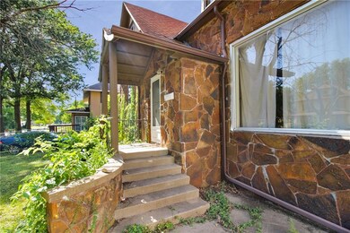 1621 Appleton Ave, Parsons, KS 67357 - photo 2