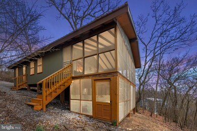 303 Long Leaf Ln, Harpers Ferry, WV 25425 - photo 5